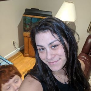 Meet your Posher, Elizabeth